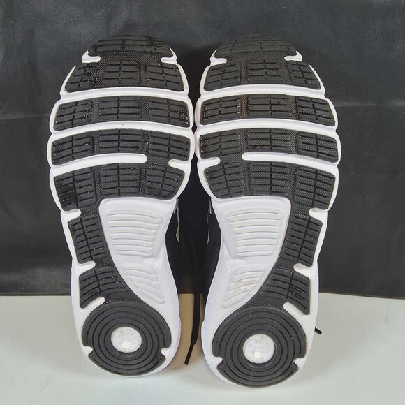 UNDER ARMOUR CHARGED ASSERT 9 BLACK WOMENS RUNNING SHOES SNEAKERS SIZE 8.5 - Picture 5 of 9